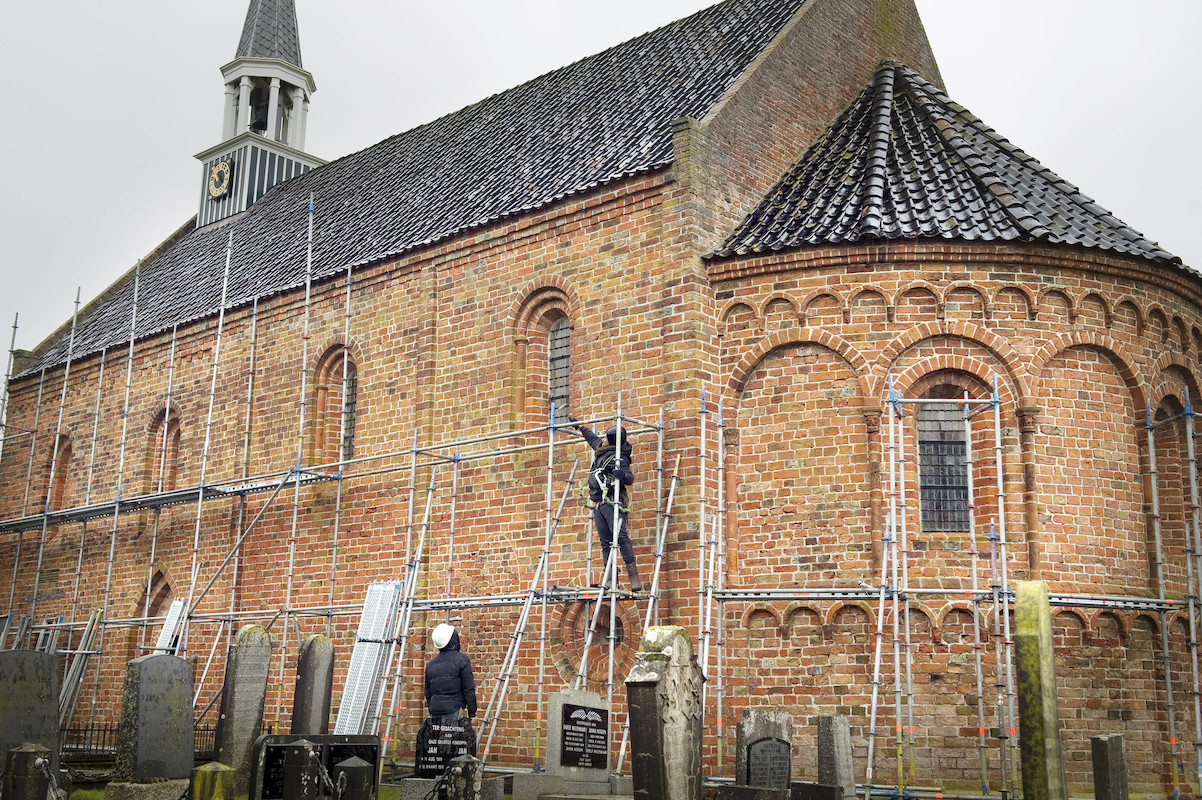 Earthquakes caused damage to this Church in Oldenzijl, Groningen. Photo: Reyer Boxem