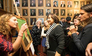 During the unveiling of the portraits (photo by Gerhard Taatgen)