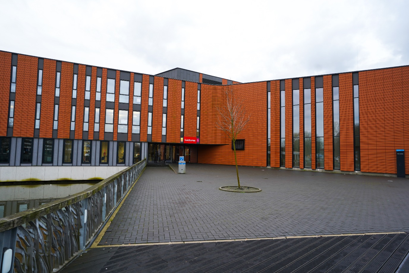 Lectures entrance, from the bridge immediately to the left