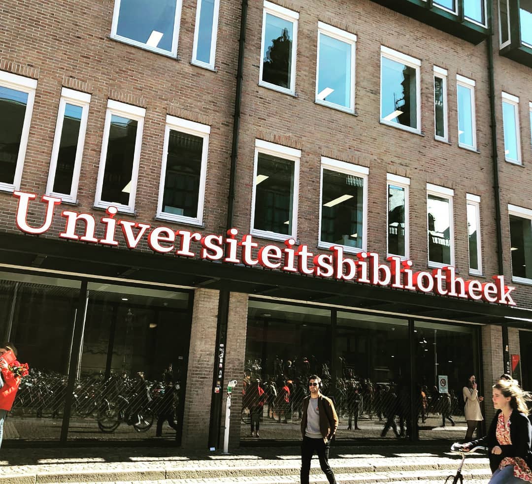 The university library (Photo by @marijekern)