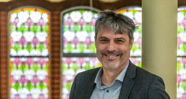 Spotlight: Behavioral Scientist Carsten de Dreu Appointed as Professor at the UG