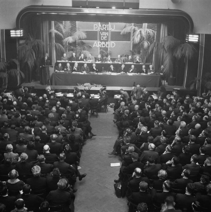 Stichtingscongres Partij van de Arbeid, Amsterdam 1946