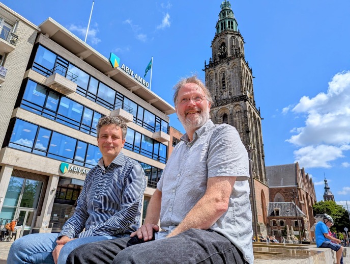 Prof. dr. Martijn Egas en prof dr. Bernard Nijstad. Foto: Marco in 't Veldt